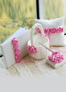 Collection d'accessoires pour le mariage, Roses roses, 4 pièces