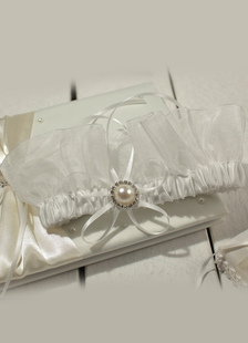 Jarretière de mariage en satin blanc avec perles