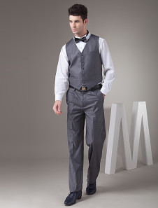 Noble élégant gilet de marié en satin gris avec col V et boutons pour mariage