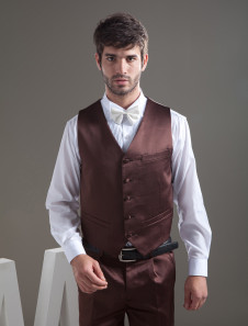 Gilet de nouveau mari élégant en satin brun avec personnalisation en col V