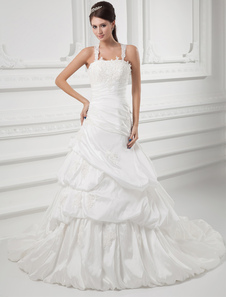 Robe de mariée boule ivoire en taffetas à traîne courte