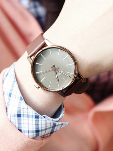 Montre tendance moderne bracelet cuir, étanche, ronde couleur brune-rousse