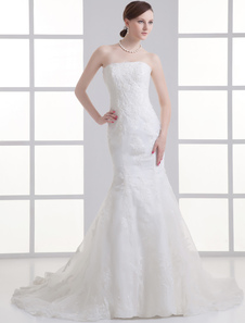 Robe de mariée sirène ivoire en tulle bustier à traîne courte