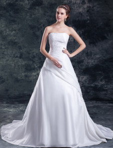 Robe de mariée sublimée boule blanche en taffetas bustier avec perles à traîne courte