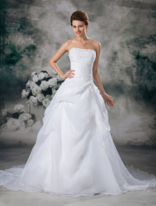 Robe mariée en organza blanc plissé bustier