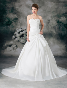 Robe mariée en taffetas blanc avec fleur de col en coeur