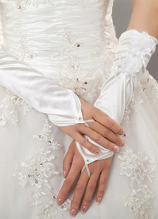 Gants nuptiaux sans doigts pour la mariée, satin noir magnifique
