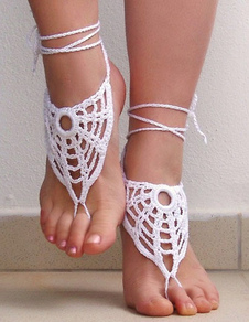 Accessoires élégantes femme pied-nus crochet