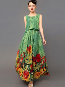 Robe maxi en chiffon vert imprimé fleuri