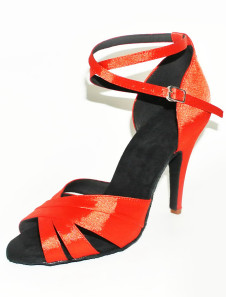 Belles chaussures de danse latine en satin rouge melon à talons aigus