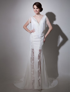 Robe exquise de soirée ivoire sirène col V avec perles