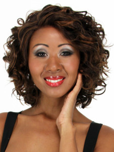 Perruque courte marronne synthétique frisée