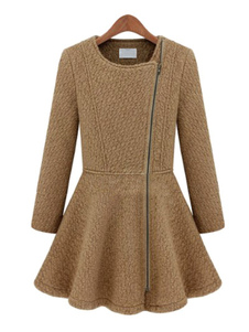 Manteau en rayonne unicolore moulant col ras du cou