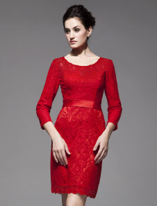 Robe mère de mariée rouge fourreau en dentelle avec col rond