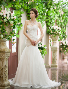 Mariée robe sirène ivoire en chiffon avec plissement encolure coeur à traîne