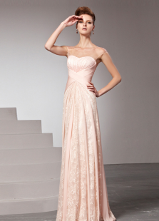 Robe de soirée rose fourreau en satin de soie stretch avec dentelle col rond