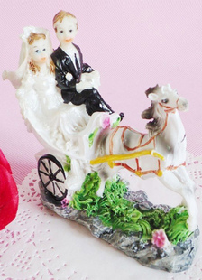 Conte de fées résine Figurine Couple classique Wedding Cake Topper