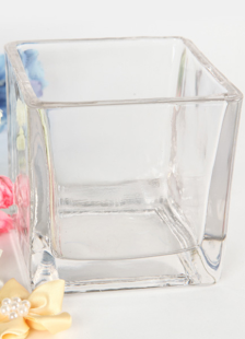 Vase en verre carré de mariage