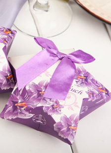 Boîte de 20 pièces Pentagone papier violet Wedding Favor