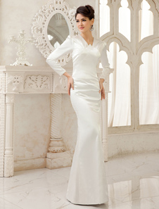 Robe de mariage exquise fourreau en satin de soie stretch ivoire col V longueur plancher