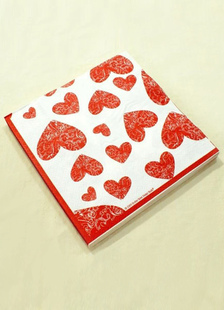 Serviette de mariage en papier spécial avec coeurs