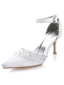 Chaussures blanche à bout pointu avec strass