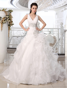 Robe de mariée en organza ivoire brodé à col V