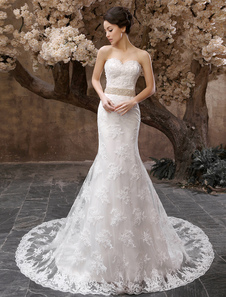 Robe de mariée sirène en tulle ivoire avec perles encolure en coeur