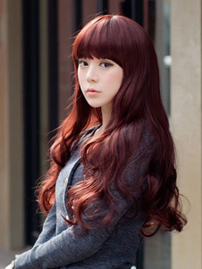 Délicate perruque femme longue frisée châtaigne ébouriffée avec frange droite