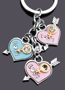 Coeurs colorés Metal Keychain Set de 12 pour mariage