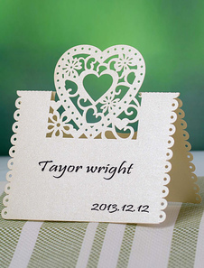 Creux délicat coeur forme mariage ensemble des cartons de 12