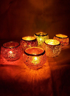 Porte-bougies en verre coloré motif mosaïque