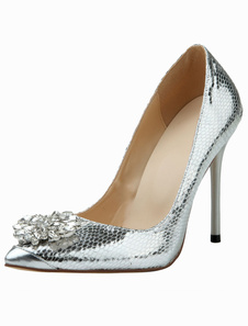 Fabuleux escarpins à bout pointu et talons aigus en argent avec strass