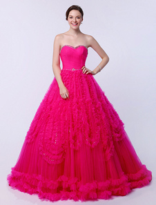 Robe boule en tulle fuchsia avec perles et dentelles d'encolure en coeur