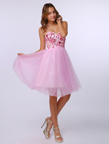 Robe fête de la rentrée A-ligne en tulle rose encolure en coeur