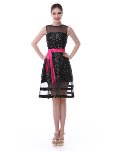 Robe noire de cocktail A-ligne avec paillettes de col rond avec ceinture
