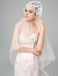 Voile à doights d'une couche en tulle avec fleur brodée