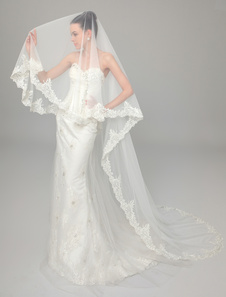 Attrayant voile cathédrale d'une couche en tulle avec jolie dentelle