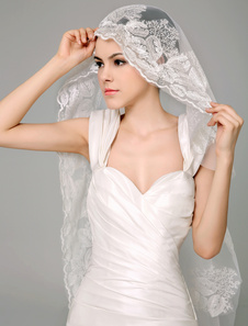 Voile chapelle d'une couche en tulle avec applique forme de cascade