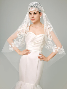 Voile à doights creusé d'une couche en tulle avec strass