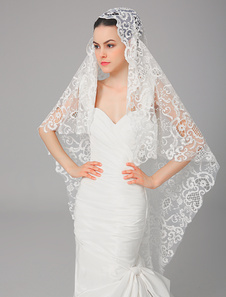 Voile de valse attrayant d'une couche en dentelle brodé forme de cascade