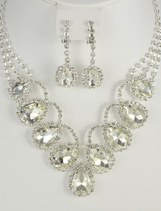 Ensemble de bijoux avec grades strass