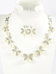 Ensemble de bijoux de fête oene de fausses perles