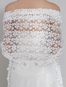 Boléro de fête en dentelle ivoire ouvert devant brodé