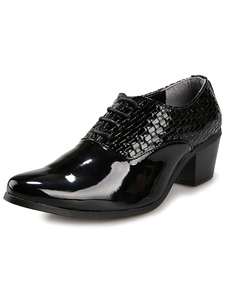 Chaussure homme vernie noire avec lacet et bout pointu de motif crocodile