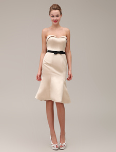 Robe de cocktail sirène champagne d'encolure en coeur avec noeud longueur genou