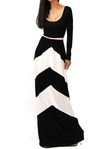 Robe longue moulante imprimée de rayure géométrique