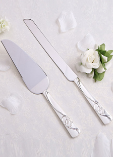 Couvert de couteau pour le mariage argenté avec relief de fleur de deux pièces