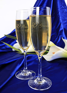 Verre à vin classique personnalisé à peid de verre