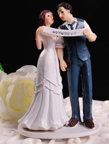 Figurine Couple Cake Topper